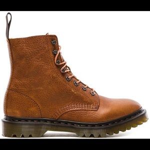 Hadley Dr. Marten Boots